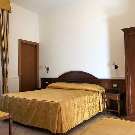 Hotel Zodiaco Bolsena Luaran gambar