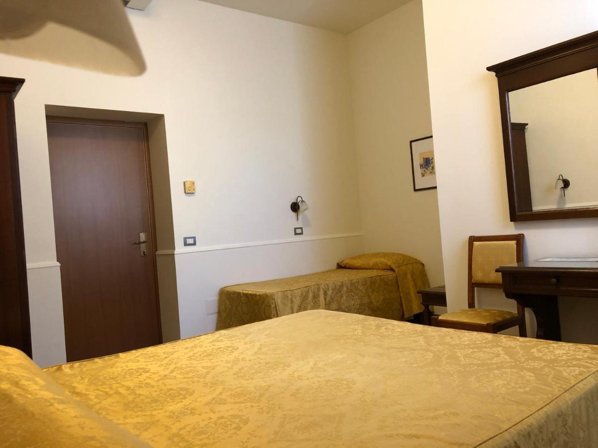 Hotel Zodiaco Bolsena Luaran gambar