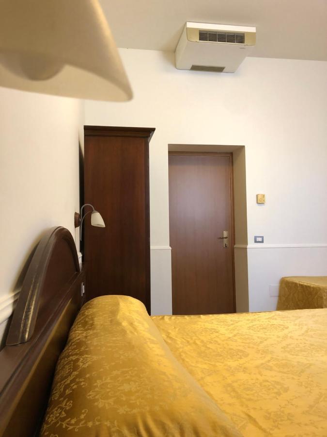 Hotel Zodiaco Bolsena Luaran gambar